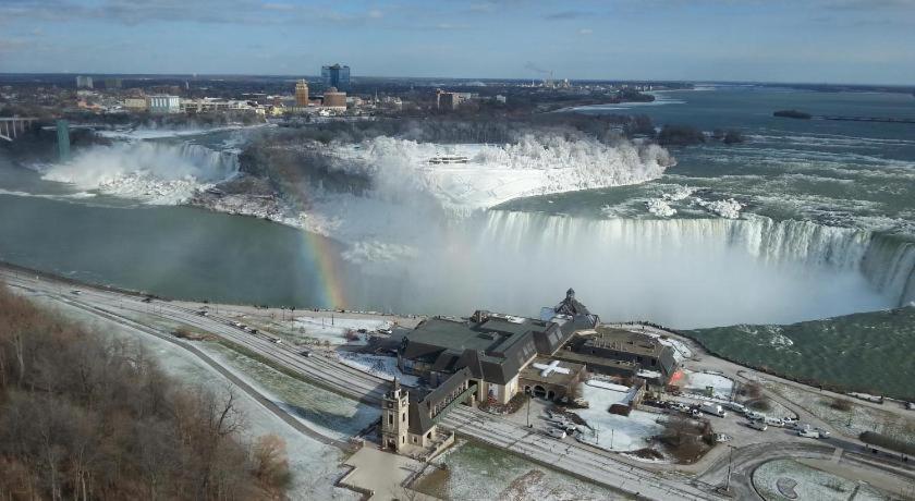 Tower Hotel At Fallsview Niagara Falls Exterior foto