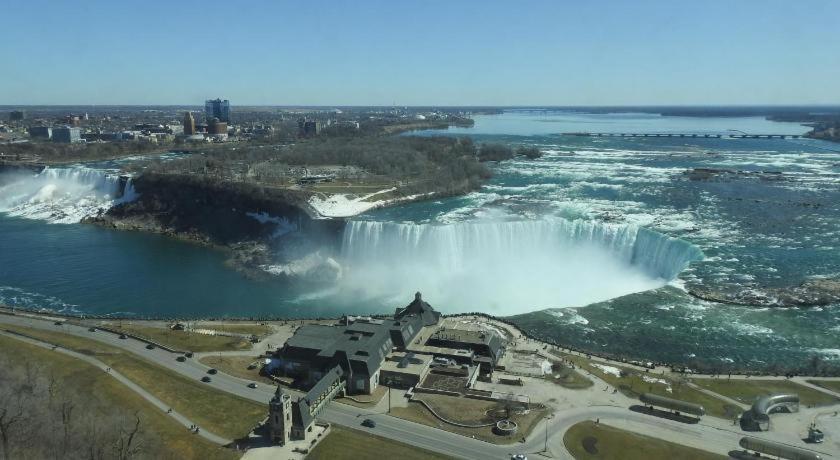 Tower Hotel At Fallsview Niagara Falls Exterior foto