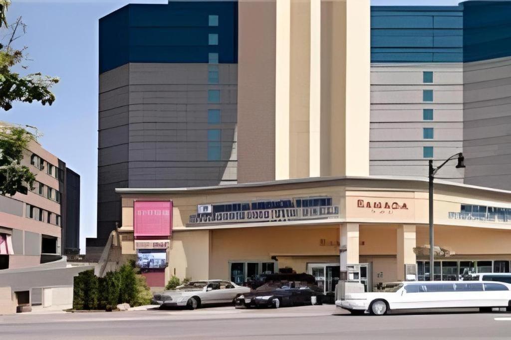 Tower Hotel At Fallsview Niagara Falls Exterior foto
