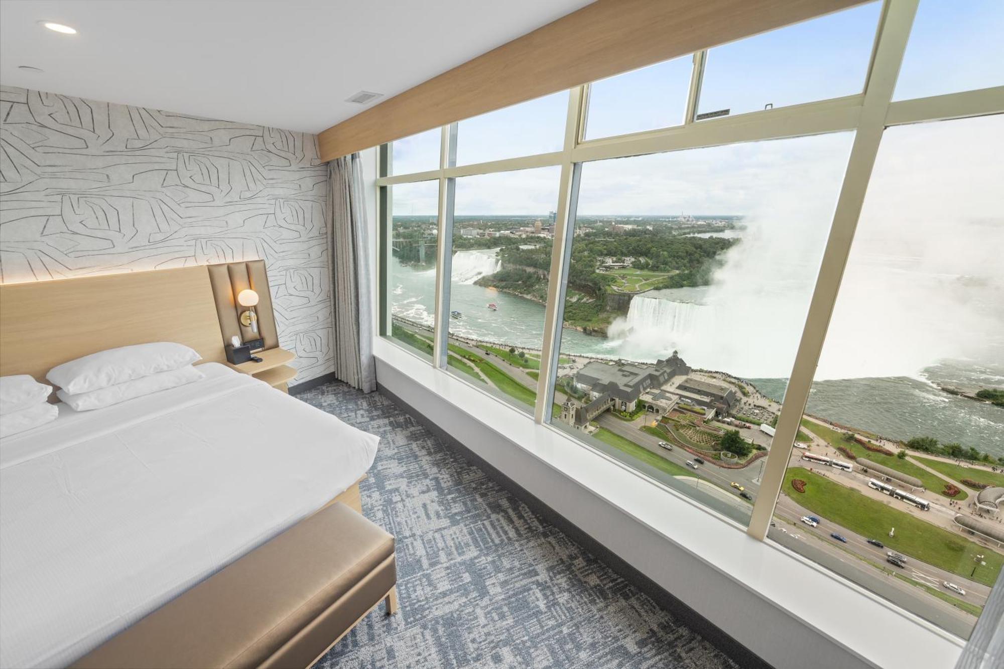 Tower Hotel At Fallsview Niagara Falls Exterior foto